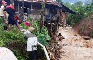 Banjir Bandang Terjang Empat Lawang, Puluhan Rumah Rusak Berat