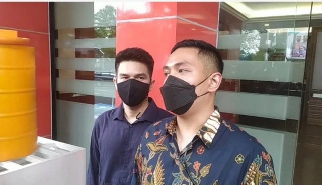 hukum